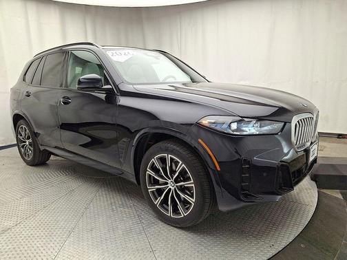 Carbon Black Metallic 2026 BMW X5 xDrive40i