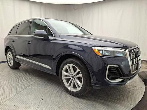 2025 Audi Q7 55 Premium