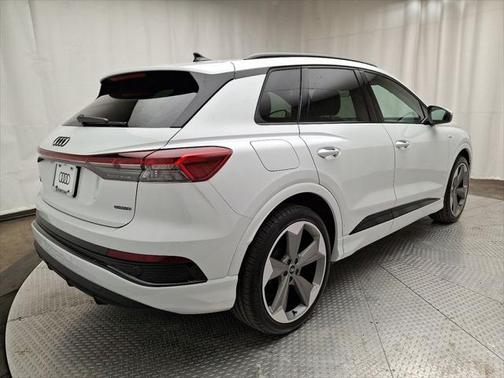 2025 Audi Q4 e-tron Premium Plus 55 quattro