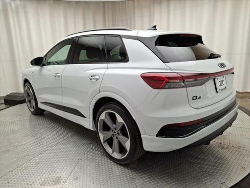 2025 Audi Q4 e-tron Premium Plus 55 quattro
