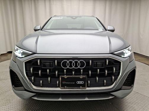 Satellite Silver Metallic 2025 Audi Q8 55 Premium