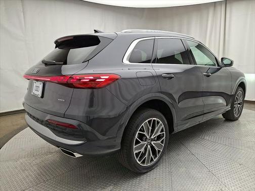 2025 Audi Q5 Premium Plus