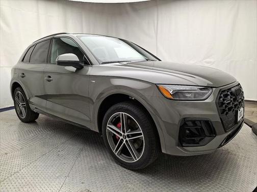 2025 Audi Q5 55 S line Premium Plus