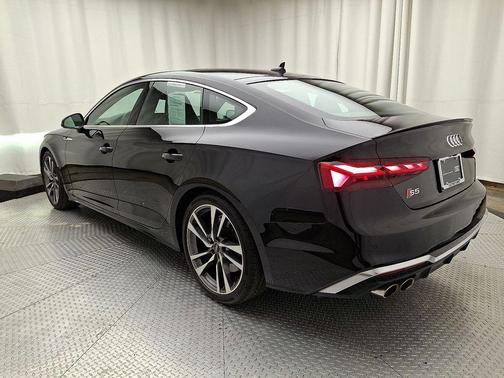 2022 Audi S5 Premium Plus TFSI quattro Tiptronic
