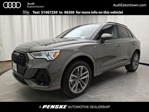 2025 Audi Q3 Premium 45 TFSI S line quattro Tiptronic
