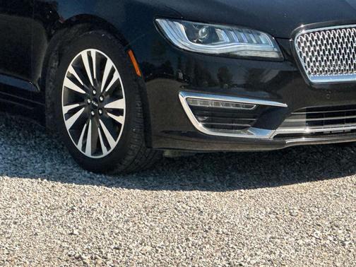 Infinite Black Metallic 2020 Lincoln MKZ Reserve