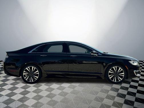 Infinite Black Metallic 2020 Lincoln MKZ Reserve