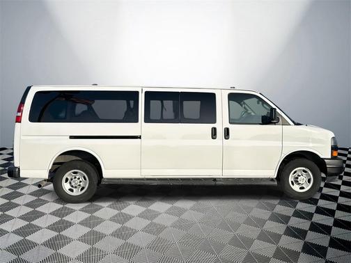 2023 Chevrolet Express 3500 RWD 3500 Extended Wheelbase LS