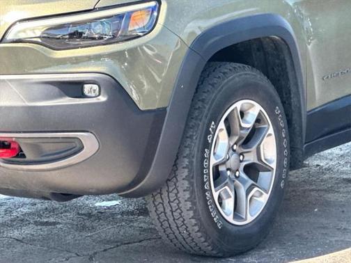 2019 Jeep Cherokee Trailhawk