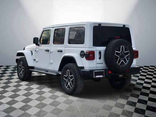 2025 Jeep Wrangler 4-Door Sahara 4x4