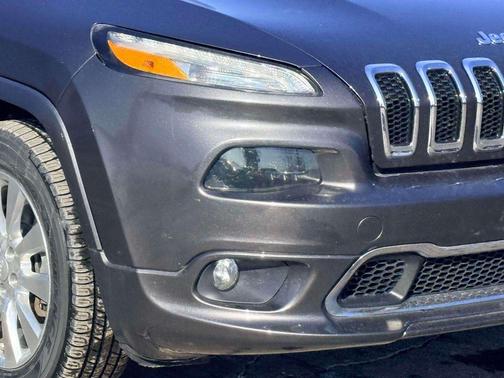 2018 Jeep Cherokee Overland