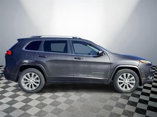 2018 Jeep Cherokee Overland