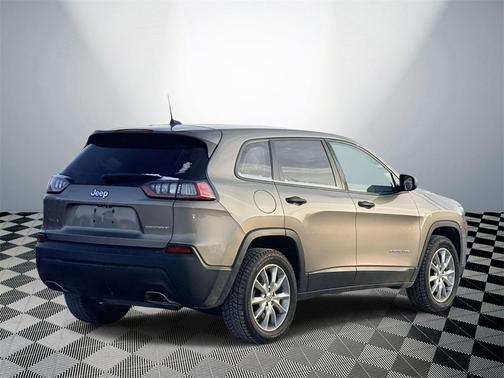 2019 Jeep Cherokee Sport