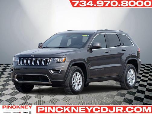 Granite Crystal Metallic Clearcoat 2020 Jeep Grand Cherokee Laredo