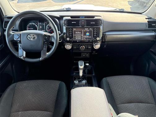 2024 Toyota 4Runner TRD Off Road