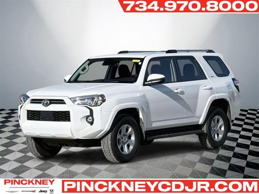 2024 Toyota 4Runner SR5
