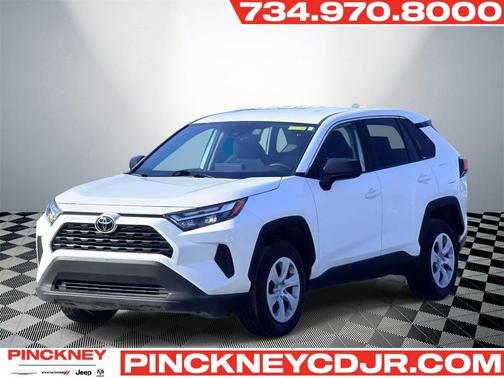 2024 Toyota RAV4 LE