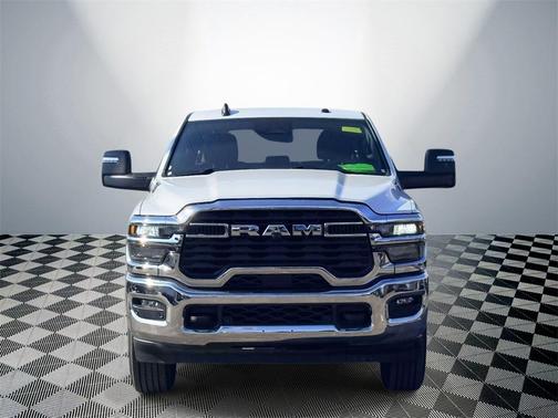 2025 RAM 2500 Big Horn Crew Cab 4x4 6'4' Box