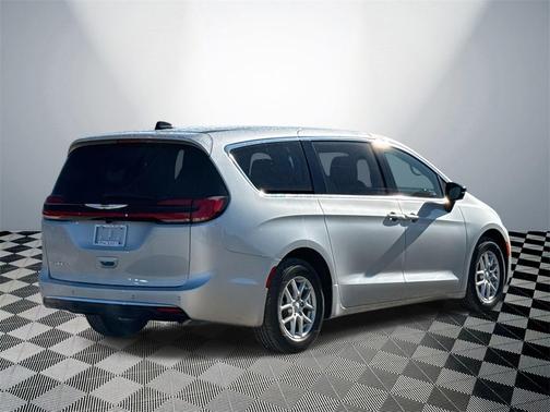 2026 Chrysler Pacifica L