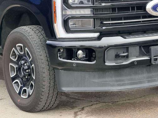 Agate Black Metallic 2025 Ford F-250 Platinum