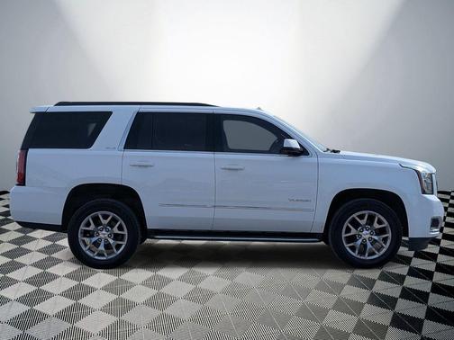 Summit White 2019 GMC Yukon SLE