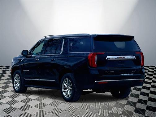 2022 GMC Yukon XL SLT
