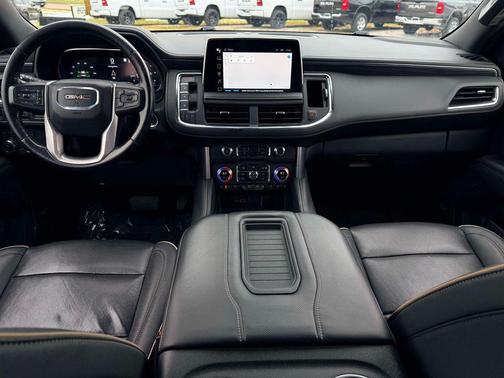 2022 GMC Yukon XL SLT