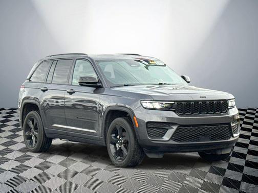 2024 Jeep Grand Cherokee Altitude