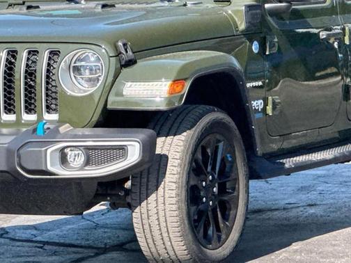 2022 Jeep Wrangler Unlimited 4xe Sahara