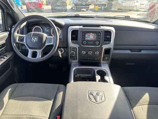 2023 RAM 1500 Classic Warlock Crew Cab 4x4 5'7' Box