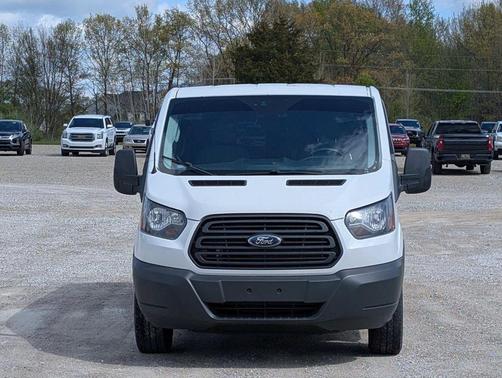 Oxford White 2017 Ford Transit-150 XL