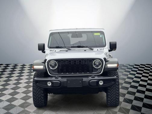 Bright White Clearcoat 2025 Jeep Wrangler Willys