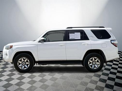 2024 Toyota 4Runner TRD Off Road