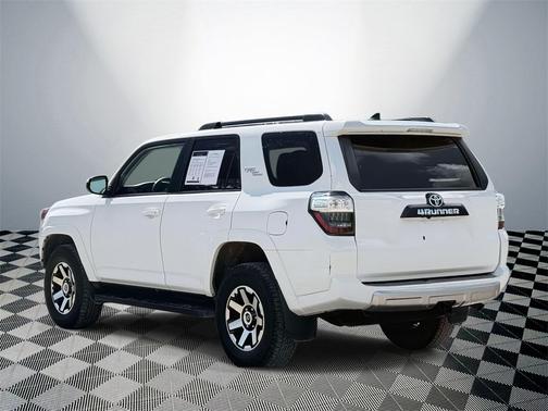 2024 Toyota 4Runner TRD Off Road