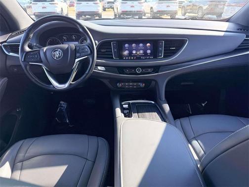 2022 Buick Enclave AWD Essence