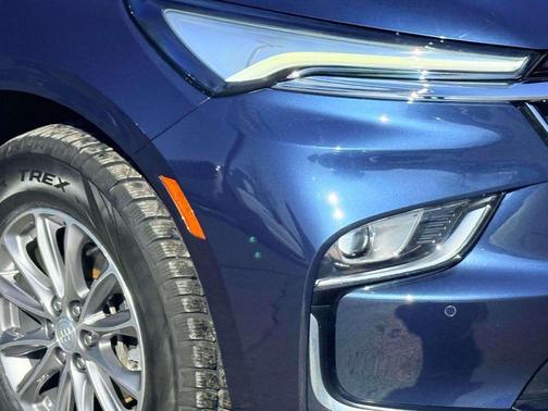 2022 Buick Enclave AWD Essence