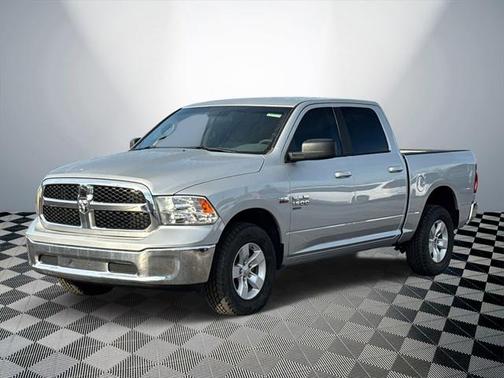 2019 RAM 1500 SLT
