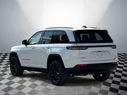 2025 Jeep Grand Cherokee Altitude