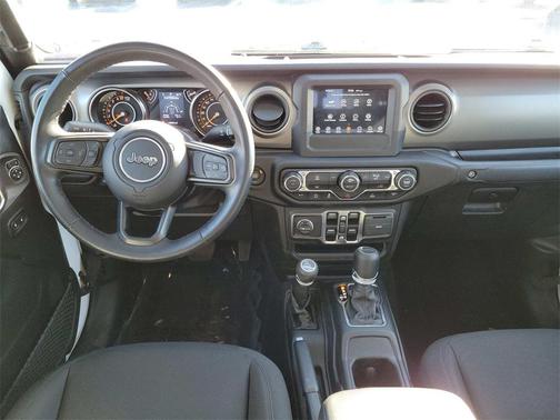 2022 Jeep Gladiator Willys 4x4