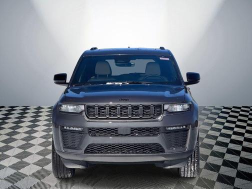 Baltic Gray Metallic Clearcoat 2026 Jeep Grand Cherokee Limited