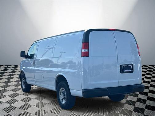 2021 Chevrolet Express 2500 RWD 2500 Regular Wheelbase WT