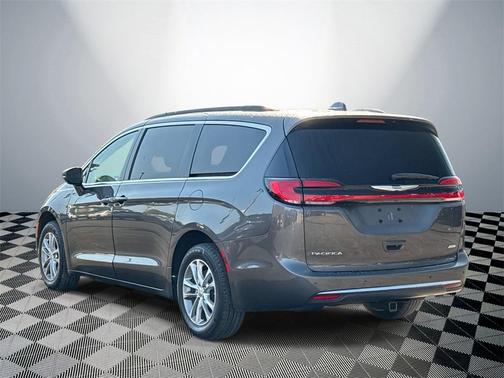 2021 Chrysler Pacifica Touring AWD