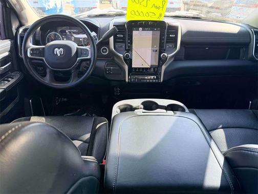 2024 RAM 2500 Laramie Crew Cab 4x4 6'4' Box