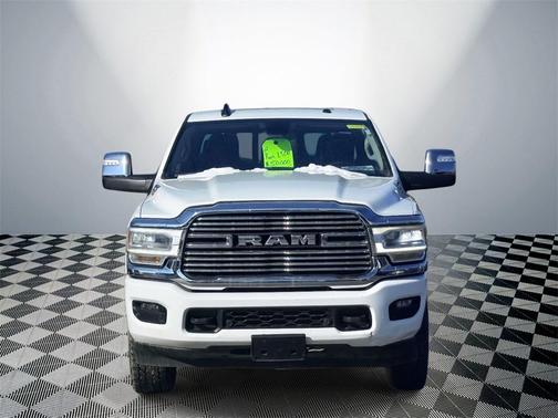 2024 RAM 2500 Laramie Crew Cab 4x4 6'4' Box
