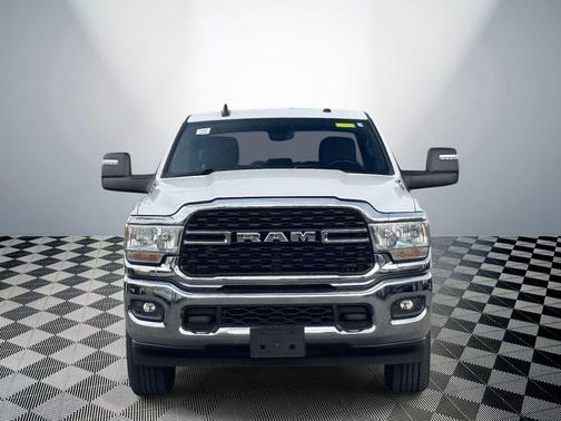 Bright White Clearcoat 2024 RAM 3500 Big Horn Crew Cab 4x4 8' Box