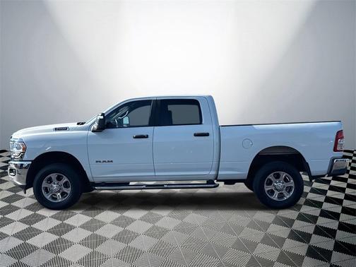 2023 RAM 2500 Big Horn Crew Cab 4x4 6'4' Box