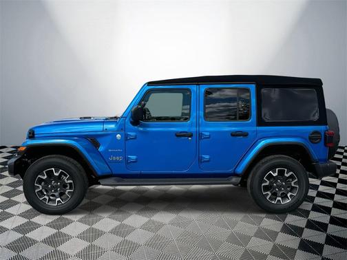 2024 Jeep Wrangler 4-Door Sahara 4x4