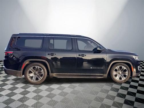 2022 Jeep Wagoneer Series III 4x4