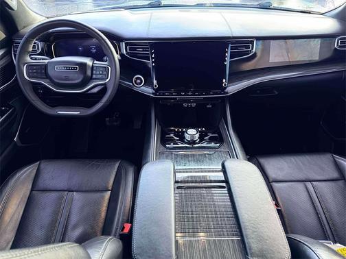 2022 Jeep Wagoneer Series III 4x4