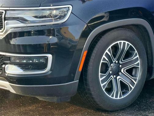 2022 Jeep Wagoneer Series III 4x4